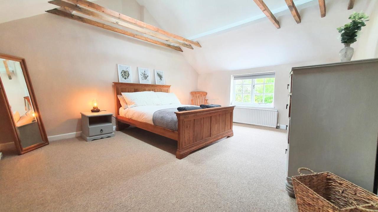 Glenfield Cottage - Secluded Luxury Deep In The Oxfordshire Countryside Wilcote Extérieur photo